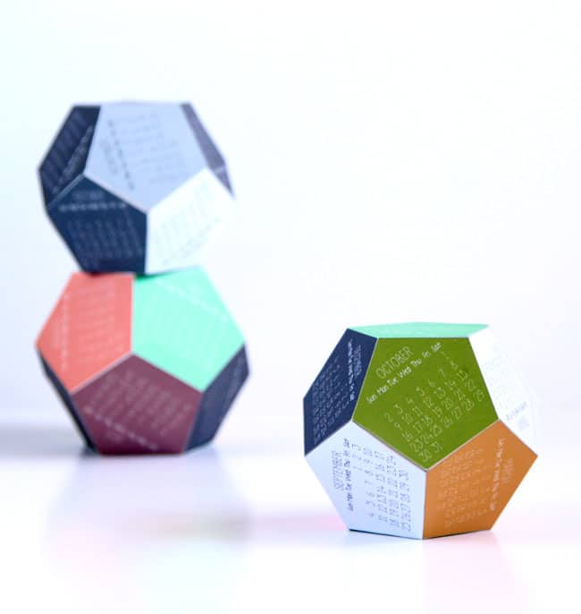 Make a 2016 printable calendar in 3D! Download free template for a unique dodecahedron desk calendar. Makes a great gift or Christmas tree ornament too!