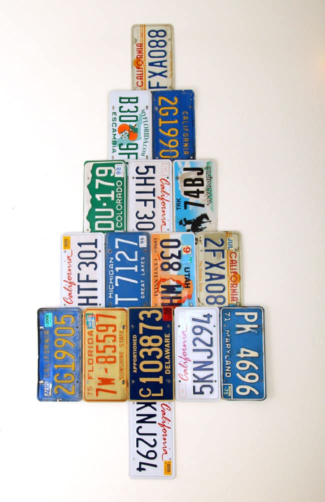 finish the license plate christmas tree 