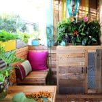 Dramatic patio makeover! Lots of patio design ideas and tutorials from DIY pallet furniture, beautiful DIY planters, bohemian decor to renter friendly tips! - A Piece of Rainbow