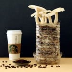 How to grow mushrooms in used coffee grounds and cardboard : this simple and fun method requires no sterilization! Detailed tutorial with lots of resources!