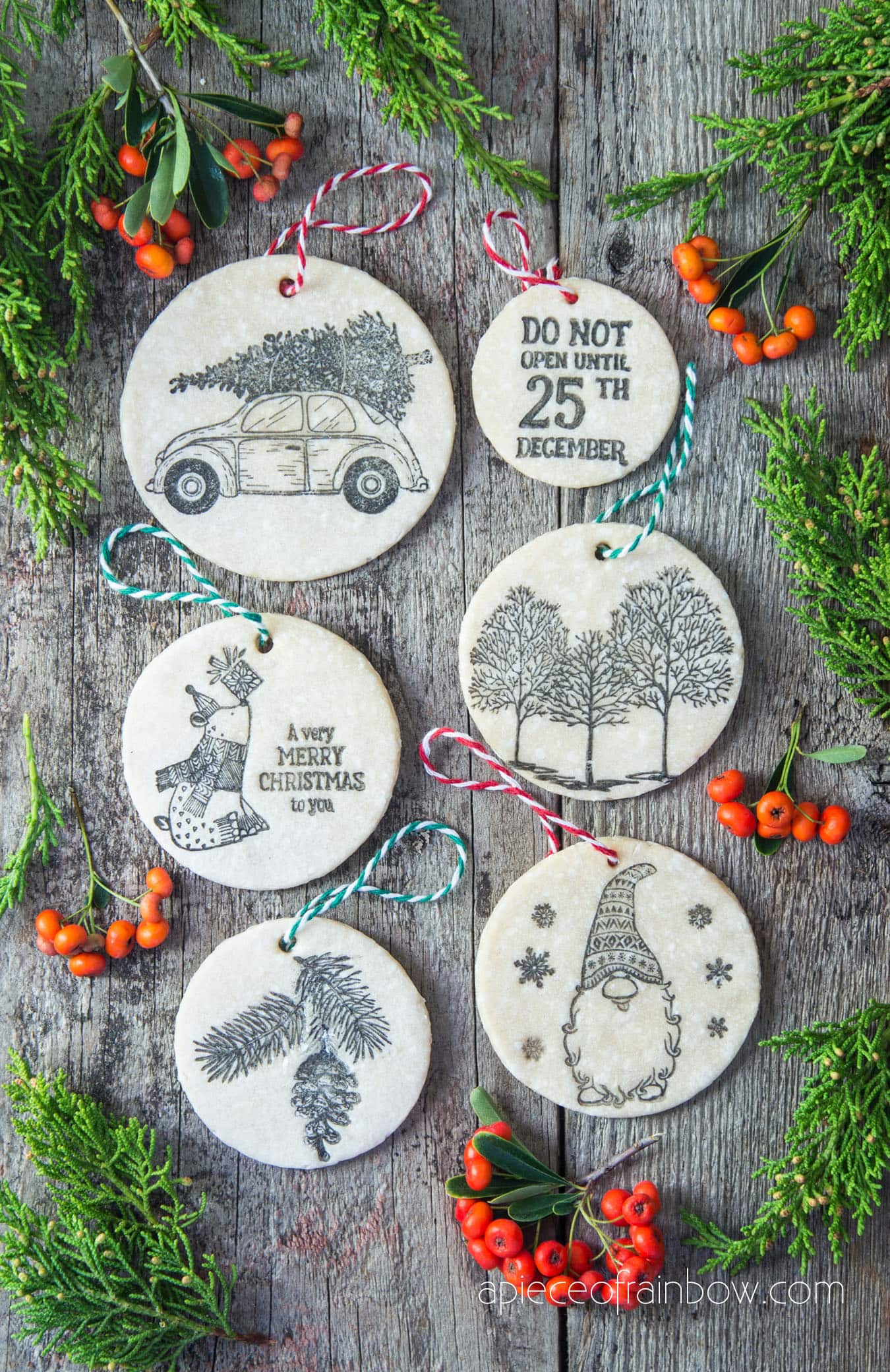 Anthropologie style stamped salt dough Christmas ornaments & gift tags! Beautiful vintage farmhouse decorations & easy DIY crafts and stocking stuffer gift ideas