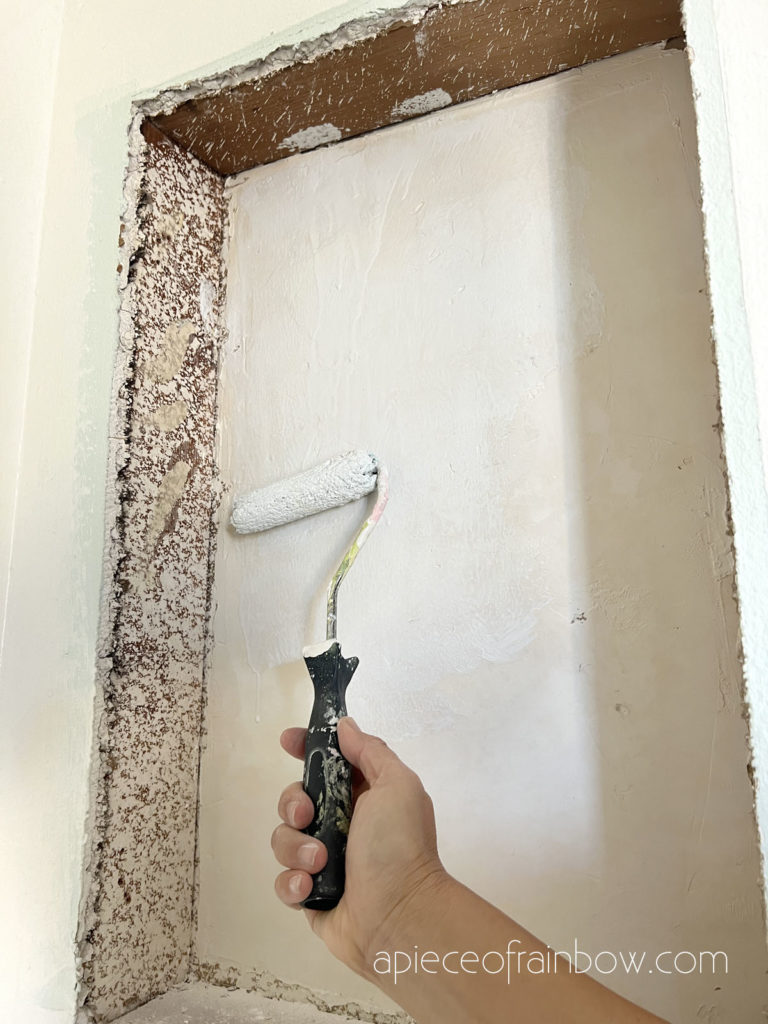 Clean the niche and drywall 