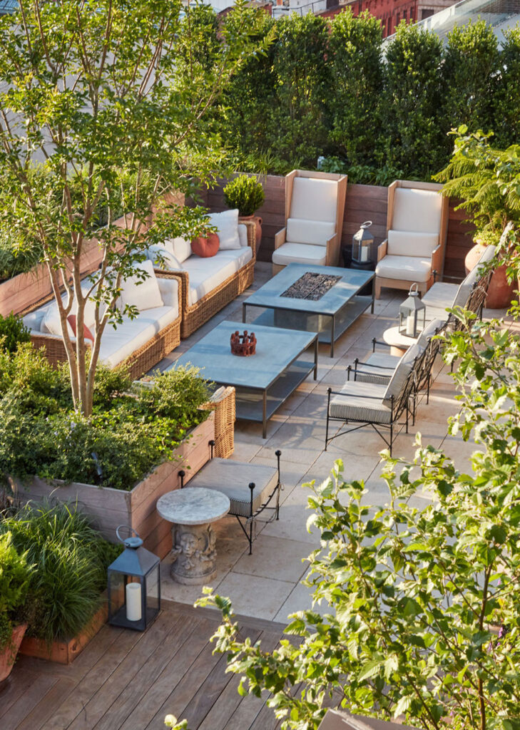 Rooftop patio design and décor