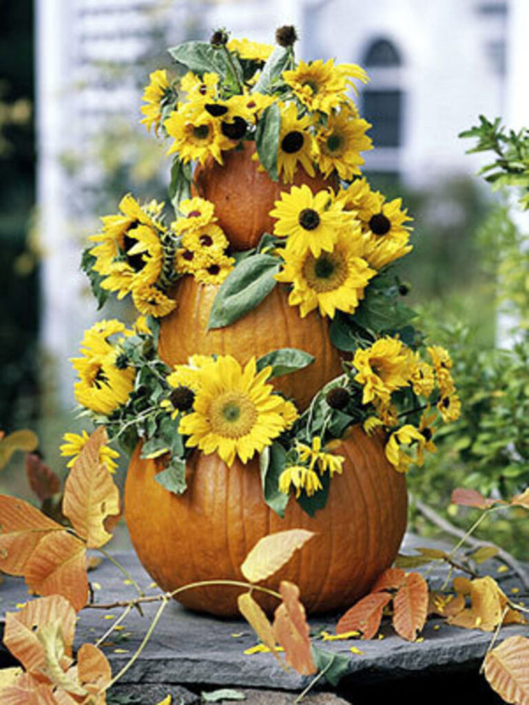 Fall pumpkin flower vase decorating ideas 
