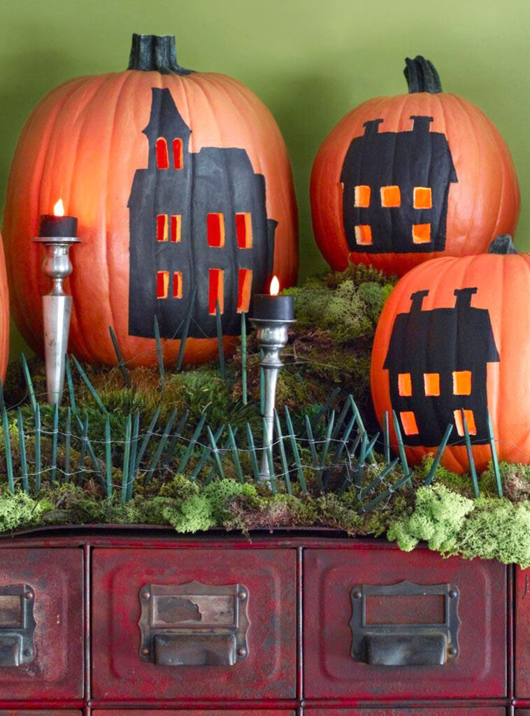 Haunted houses Halloween pumpkins 
