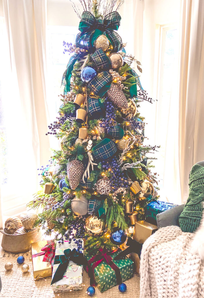 Blue and green ribbon Christmas tree ideas